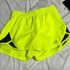 War for neon day so cute